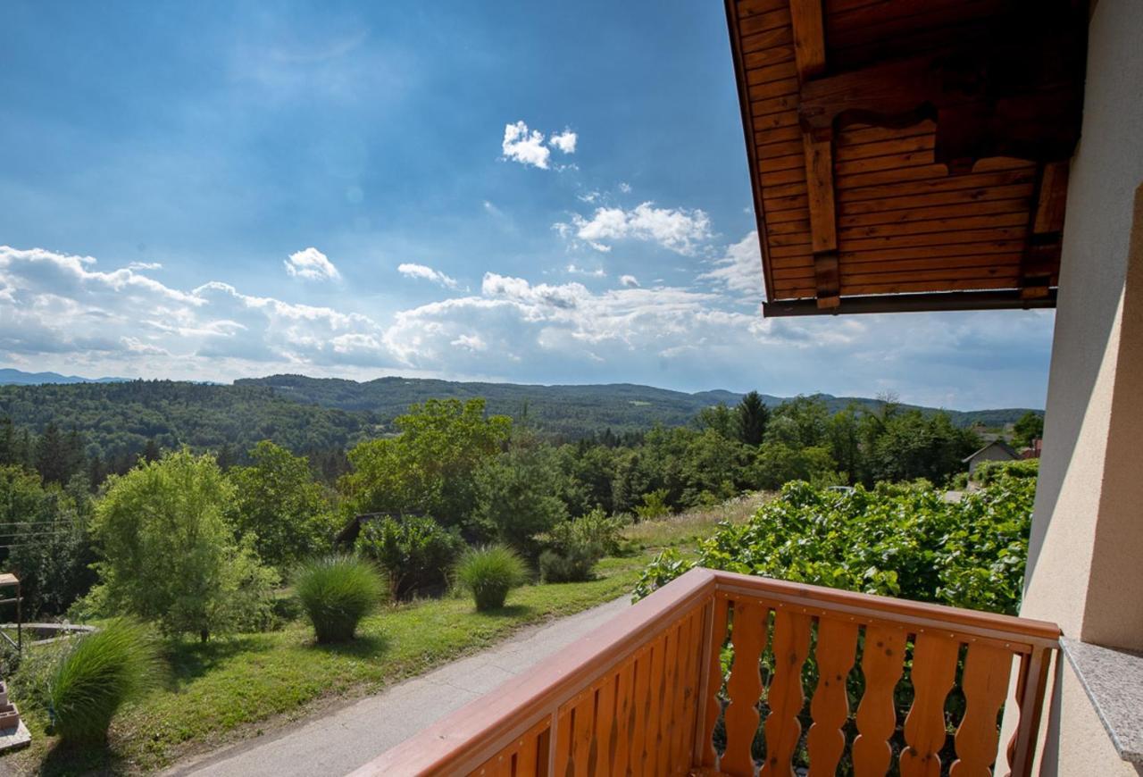 Vineyard Cottage Pod Piramido Dobrnic Exterior photo